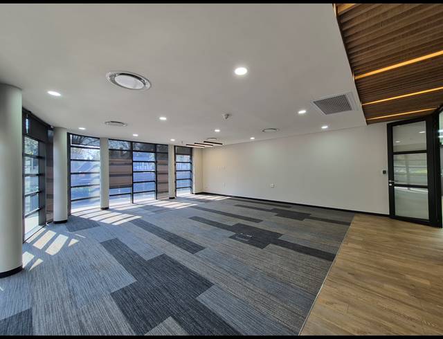 728M² OFFICE TO LET IN MELROSE ESTATE
